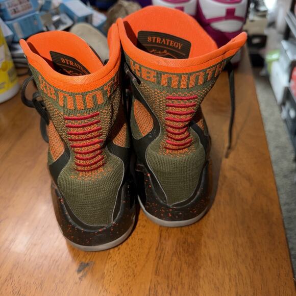Size 9.5 - Nike Kobe 9 Elite Strategy